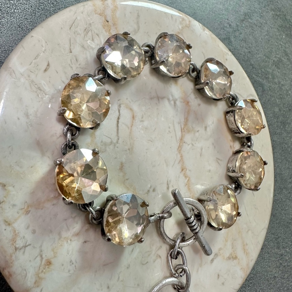 Champagne Round Large Faceted Crystals Link Toggle Antique Silver Tone Bracelet - Picture 3 of 5